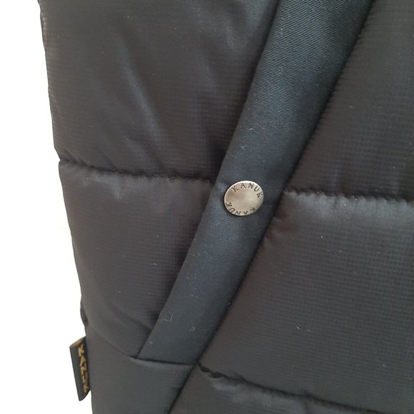 Vest - Picture 4 of 13